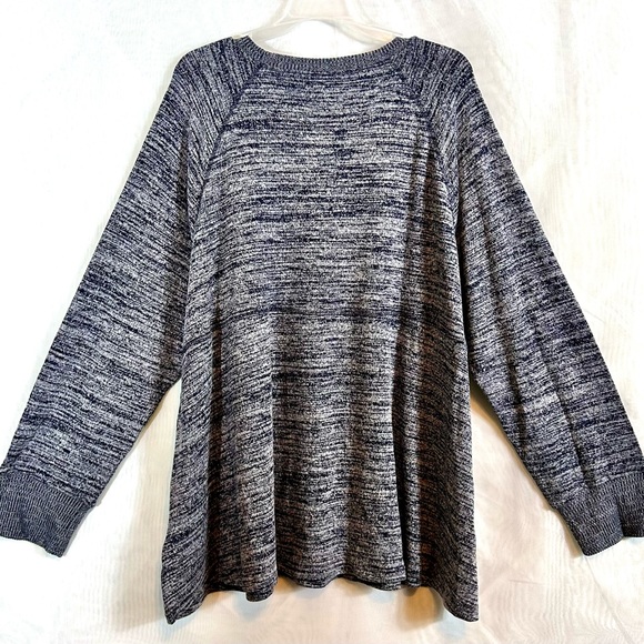 NWT Suzanne Betro Women’s Gray Soft Stretch sweater Top / Sz 3XL - Picture 8 of 8